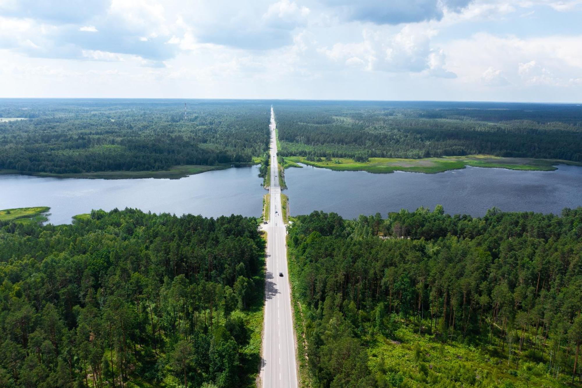 Royal Wood Hotel Rokytne  Экстерьер фото