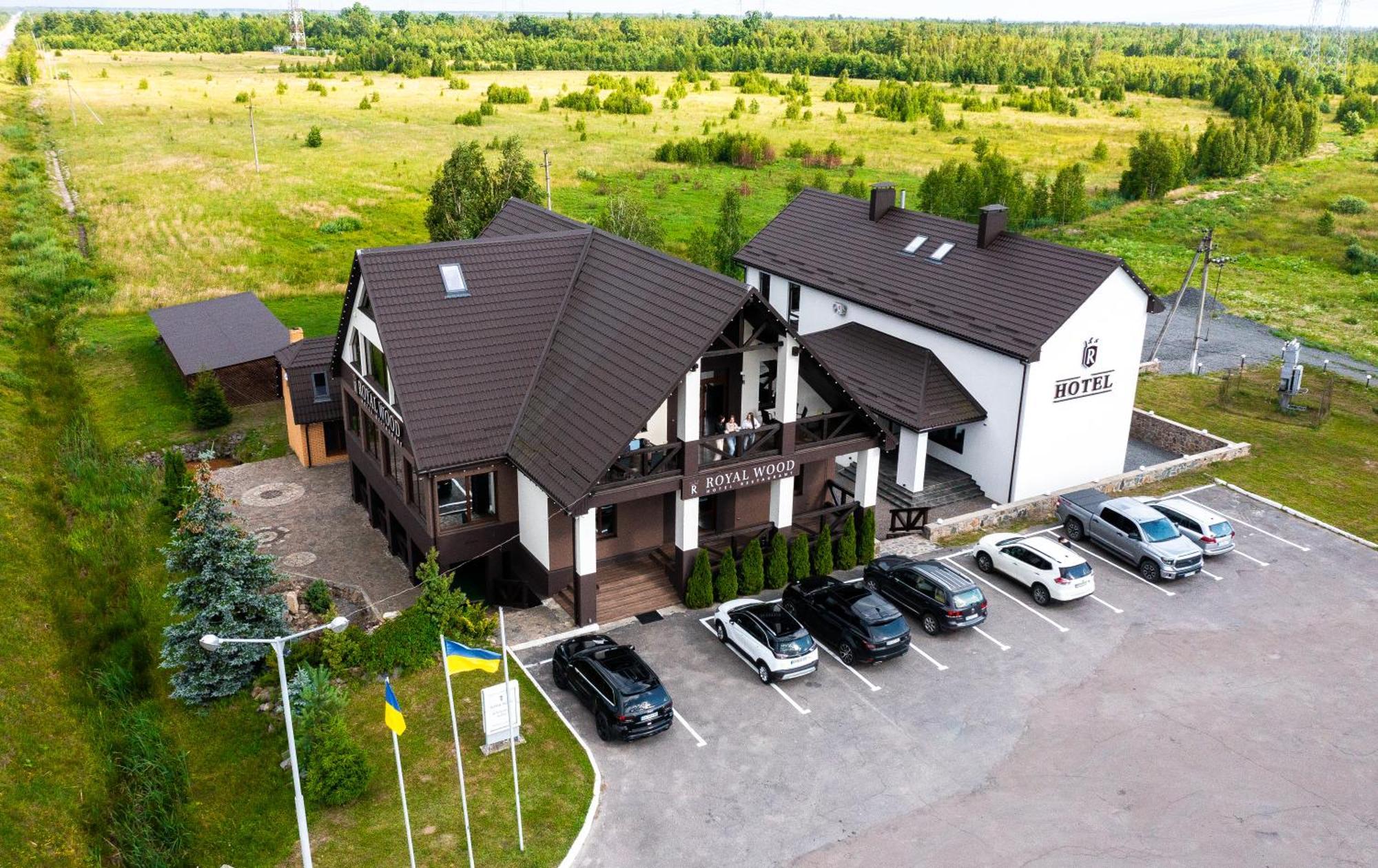 Royal Wood Hotel Rokytne  Экстерьер фото